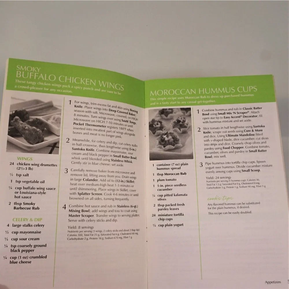 PAMPERED CHEF Cookbook Season's Best Recipes Spring Summer 2009 Recipe Booklet